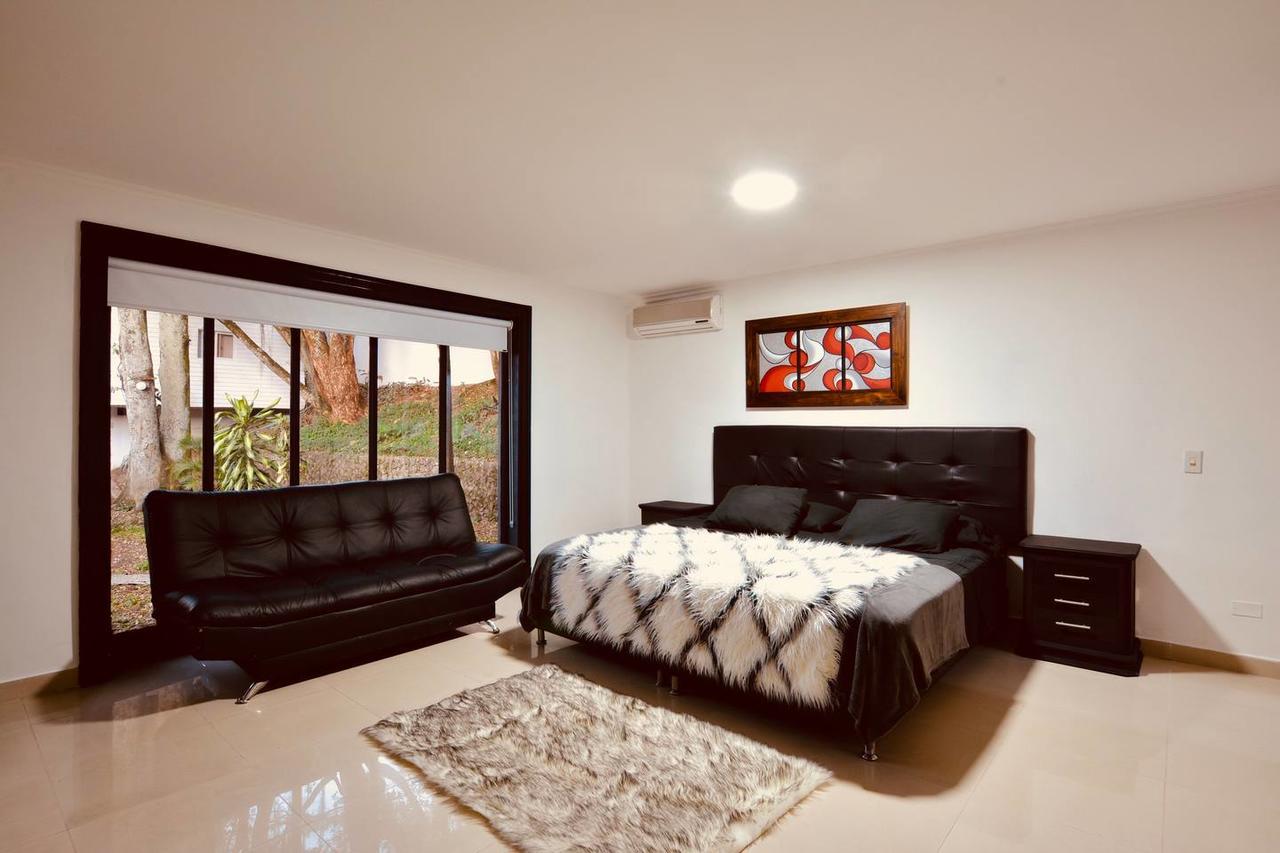 La Mansion Сasa de vacaciones Medellín